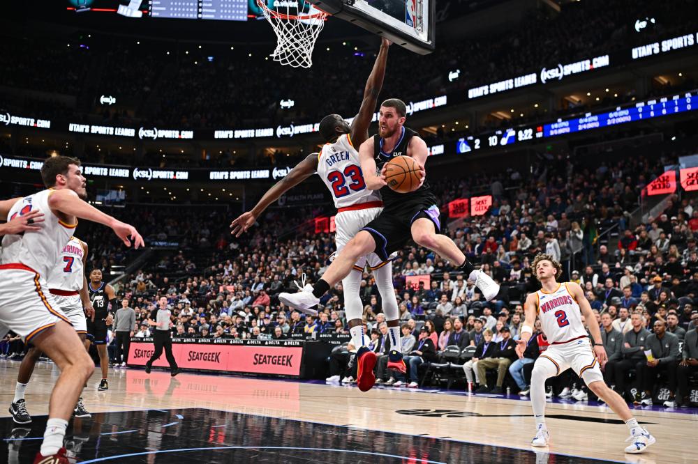 运动员在高 运动员在高