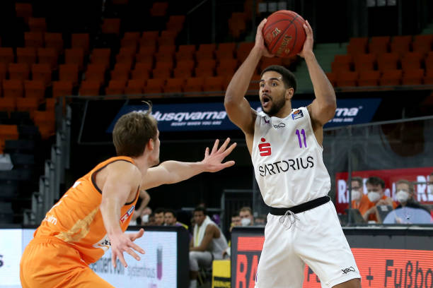 陷入了个人 陷入了个人