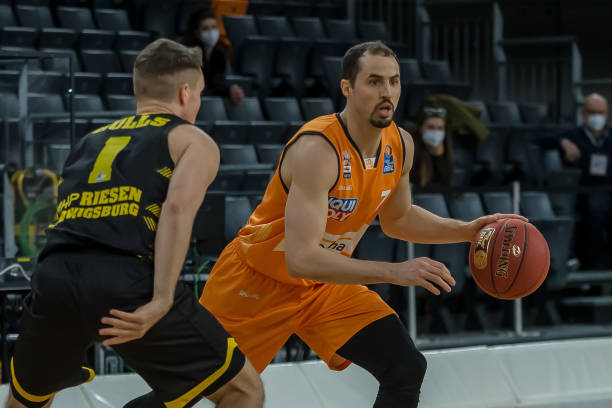 罗马诺消息 罗马诺消息