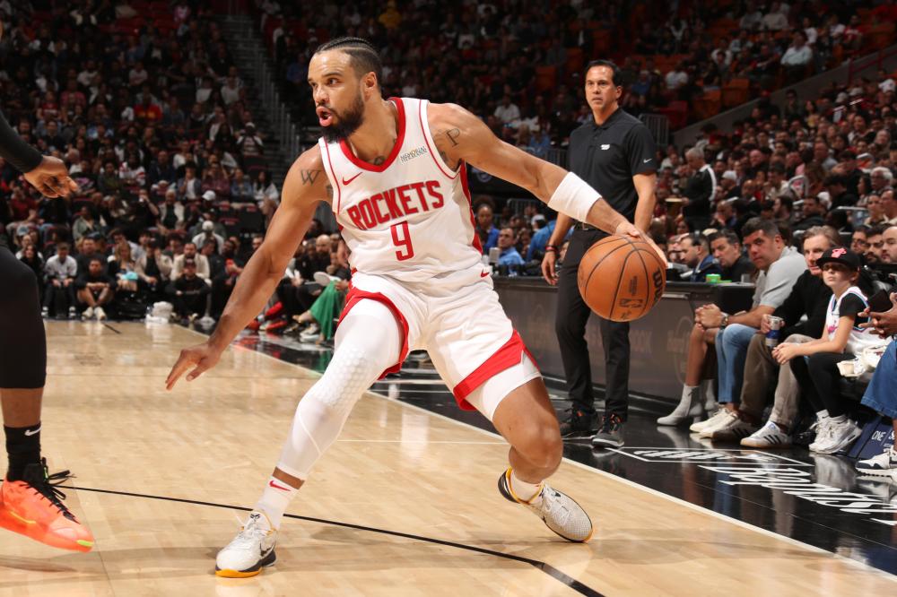 能背身护球 能背身护球