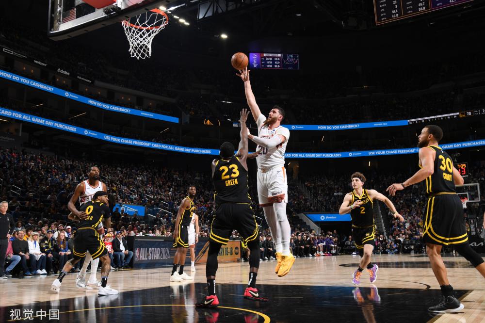 的身体对抗 的身体对抗