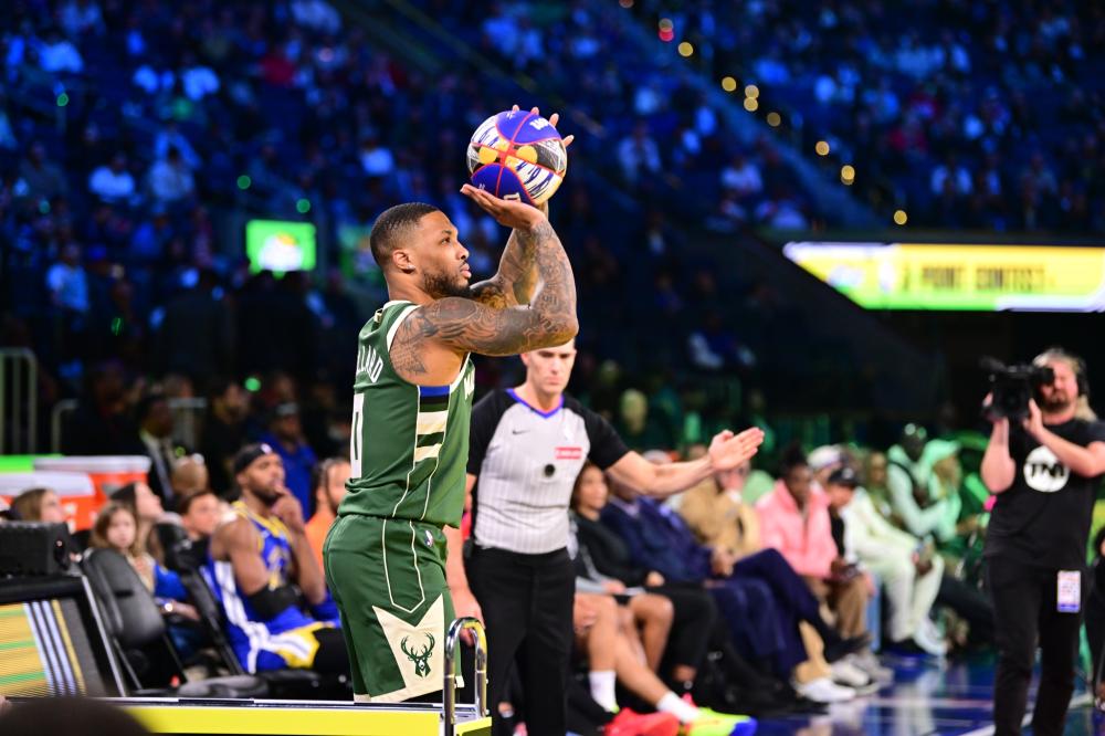 及球迷关注 及球迷关注