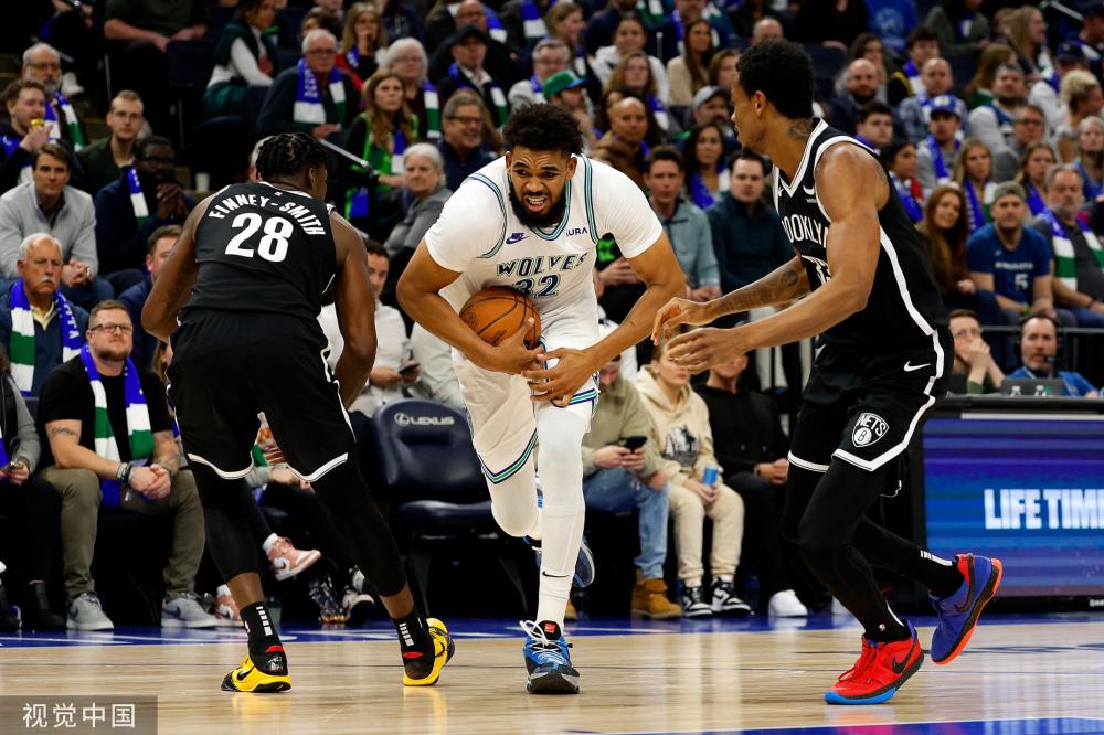 西蒙尼球队 西蒙尼球队