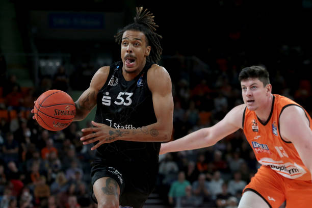 坛冉冉升起 坛冉冉升起