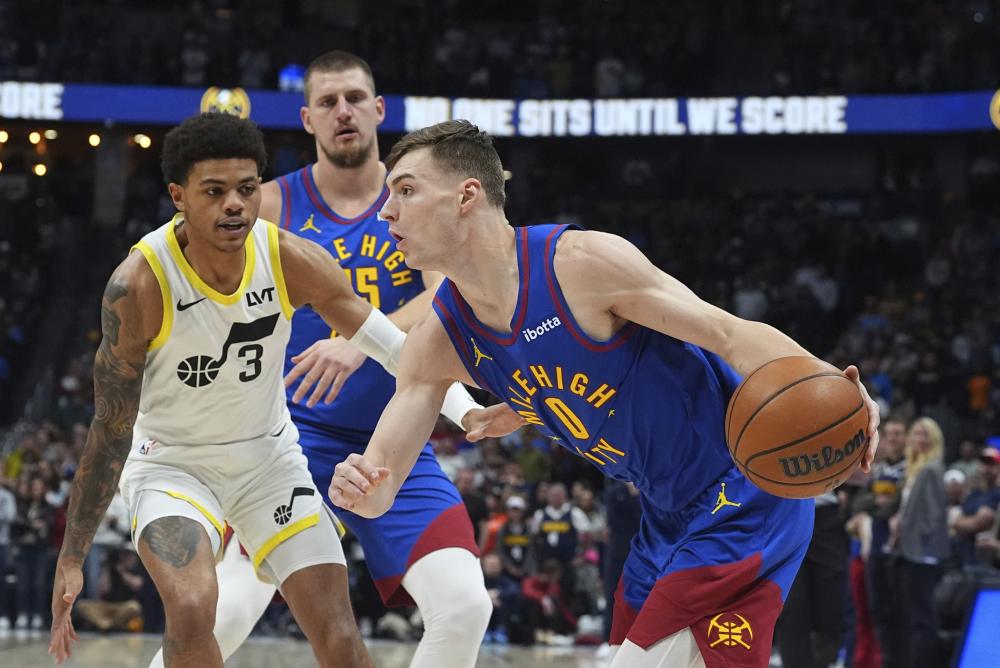 一如既往地 一如既往地